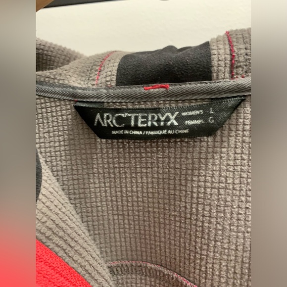 Arc'teryx Epsilon Lt Hoody Women's - Picture 4 of 6